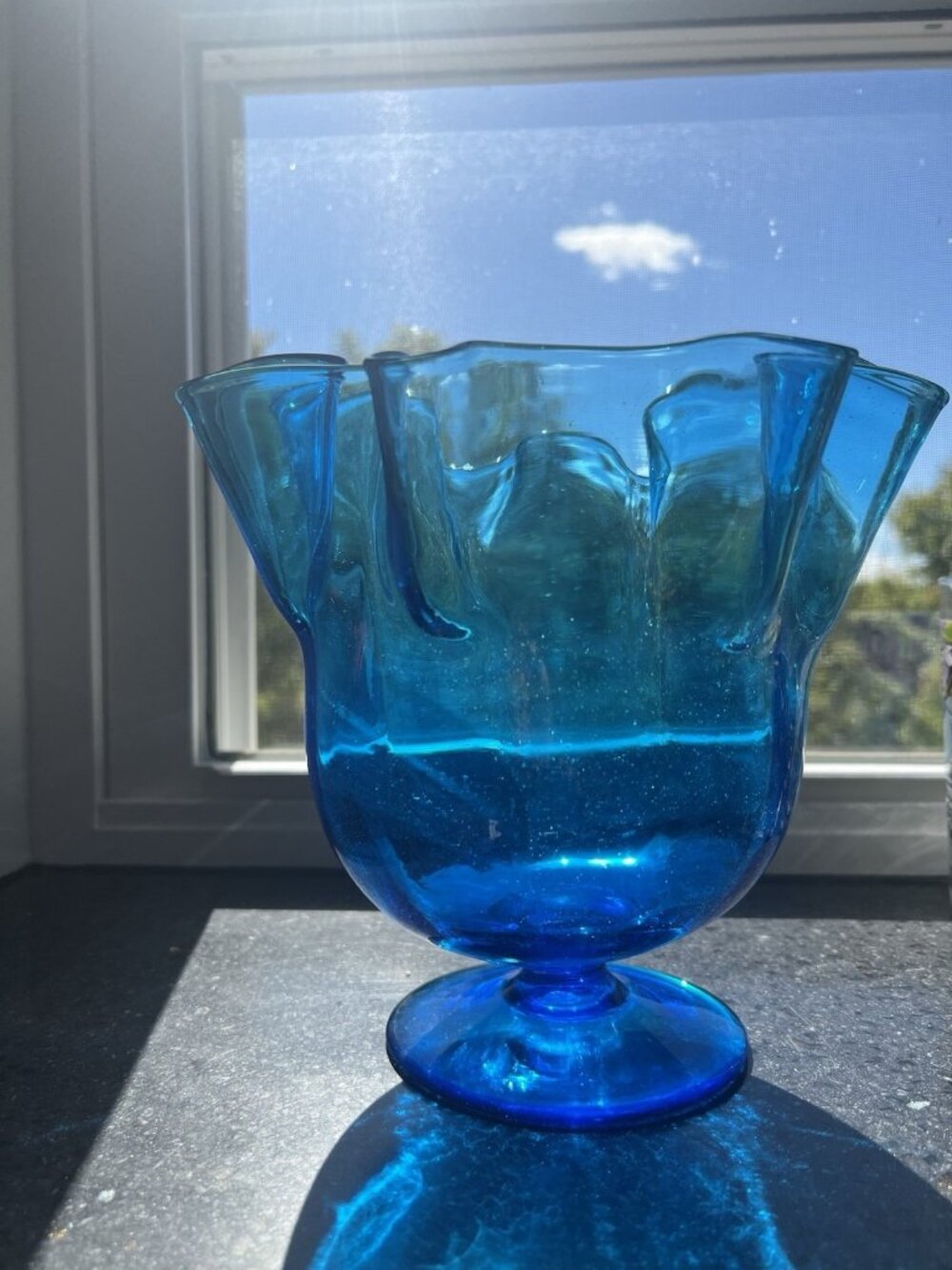 Mid Centrry Colonial Blue Handkerchief Swung Pedestal Vase Pre 1970 Unmarked